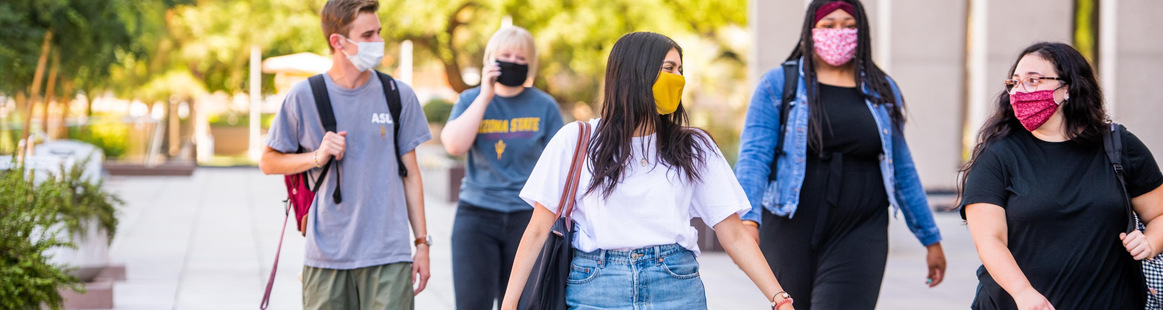 Students walking, social distancing